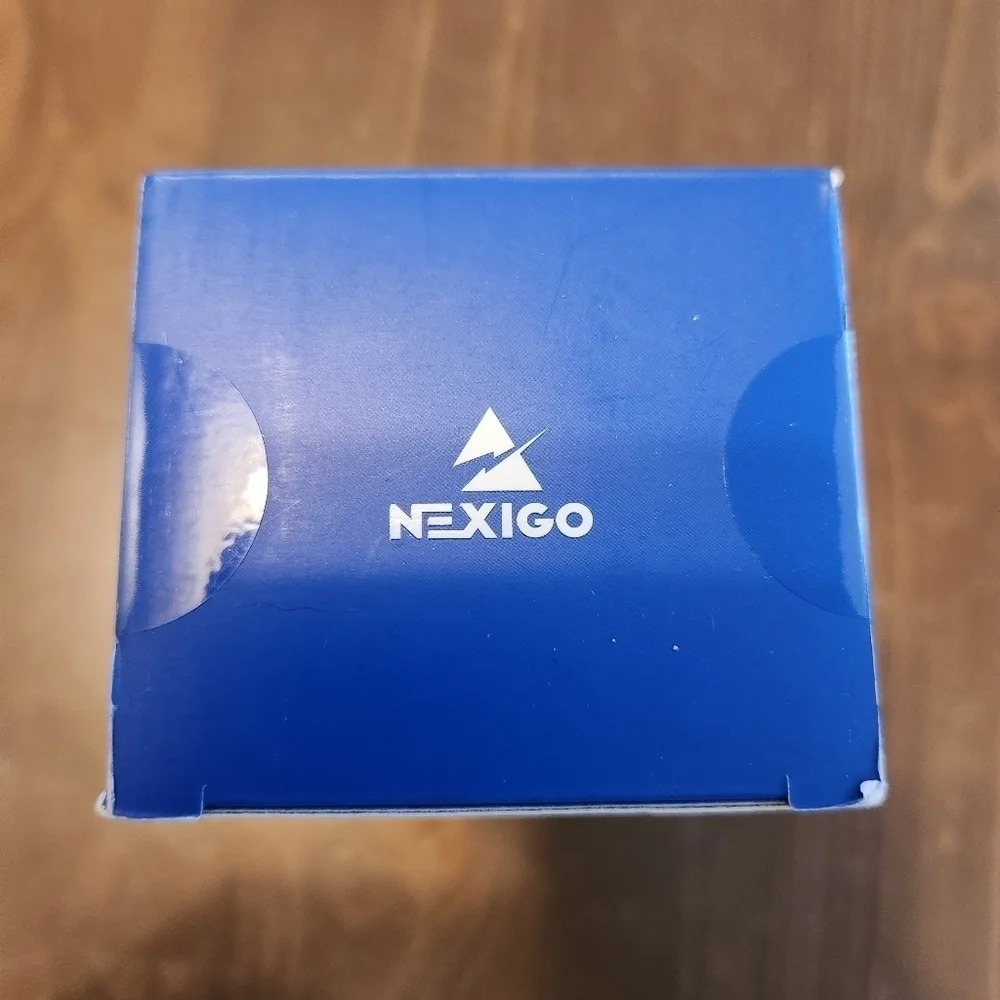 NIB Nexigo P-5 Charging Dock for PS-5 Game Controllers with 2 Slots Qty